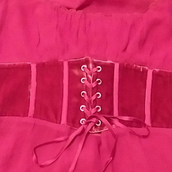 Bebe silk chiffon top in shades of ruby red - Picture 4 of 4